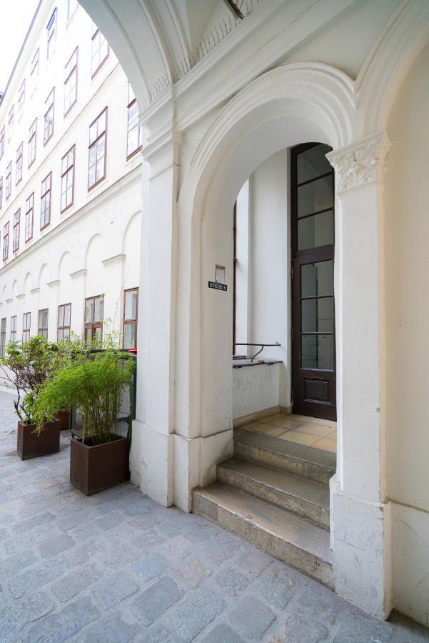 Vienna Residence, Volkstheater - Parliament エクステリア 写真